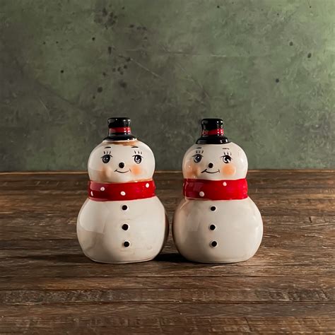 Nostalgic Snowman Salt and Pepper Set Johanna Parker